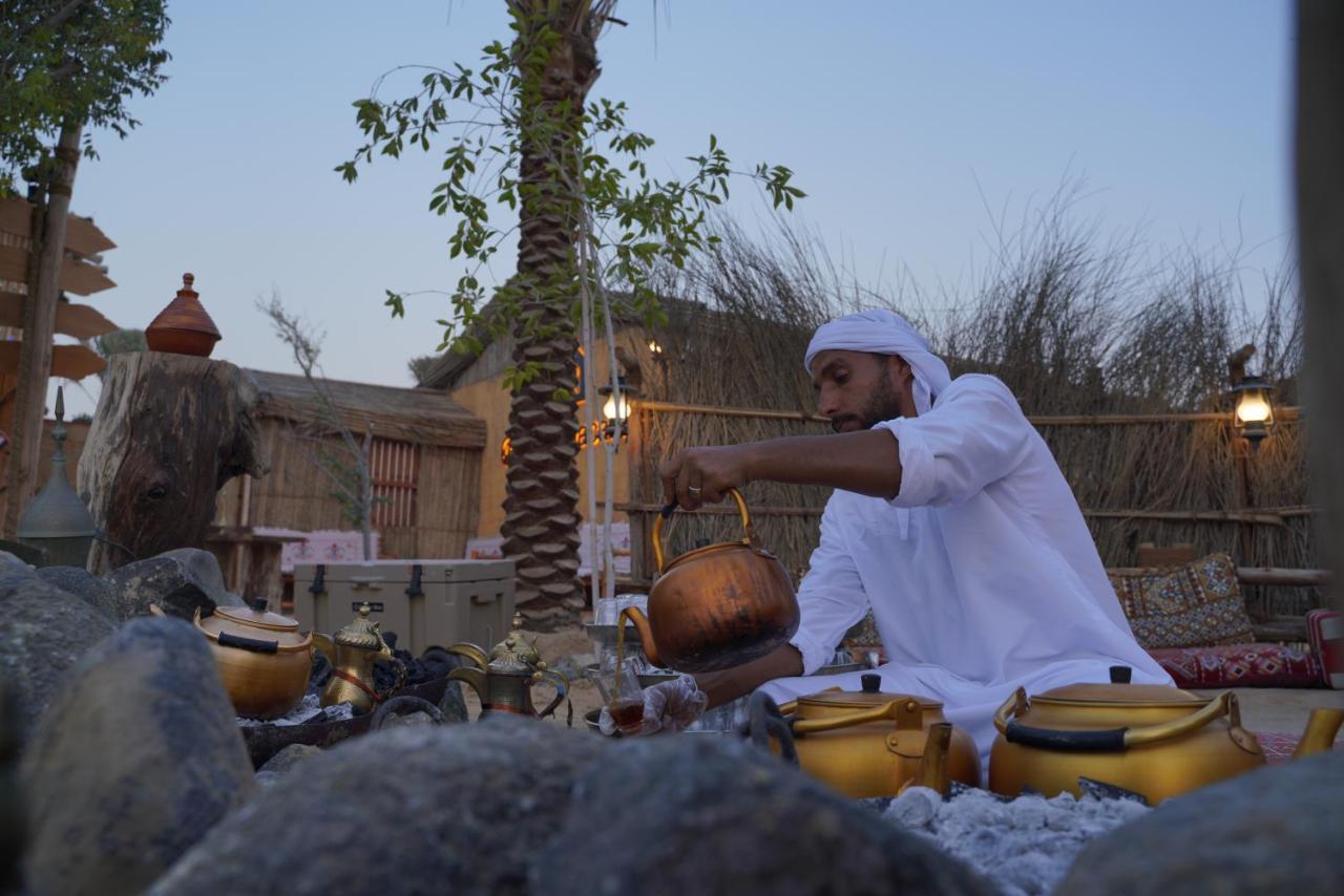 Отель Al Khayma Camp "Elite Glamping & Dining In Experience" Hunaywah Экстерьер фото