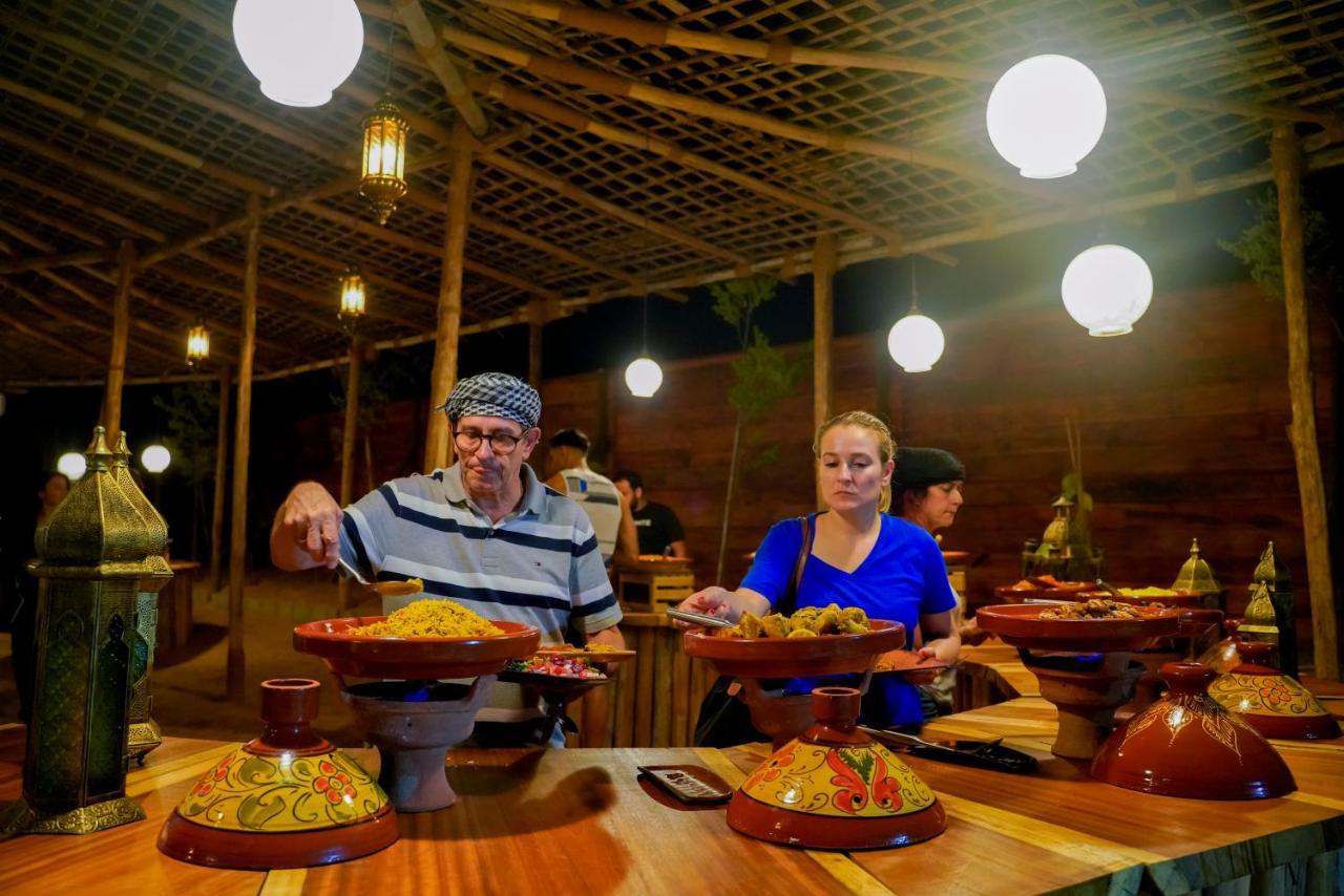 Отель Al Khayma Camp "Elite Glamping & Dining In Experience" Hunaywah Экстерьер фото