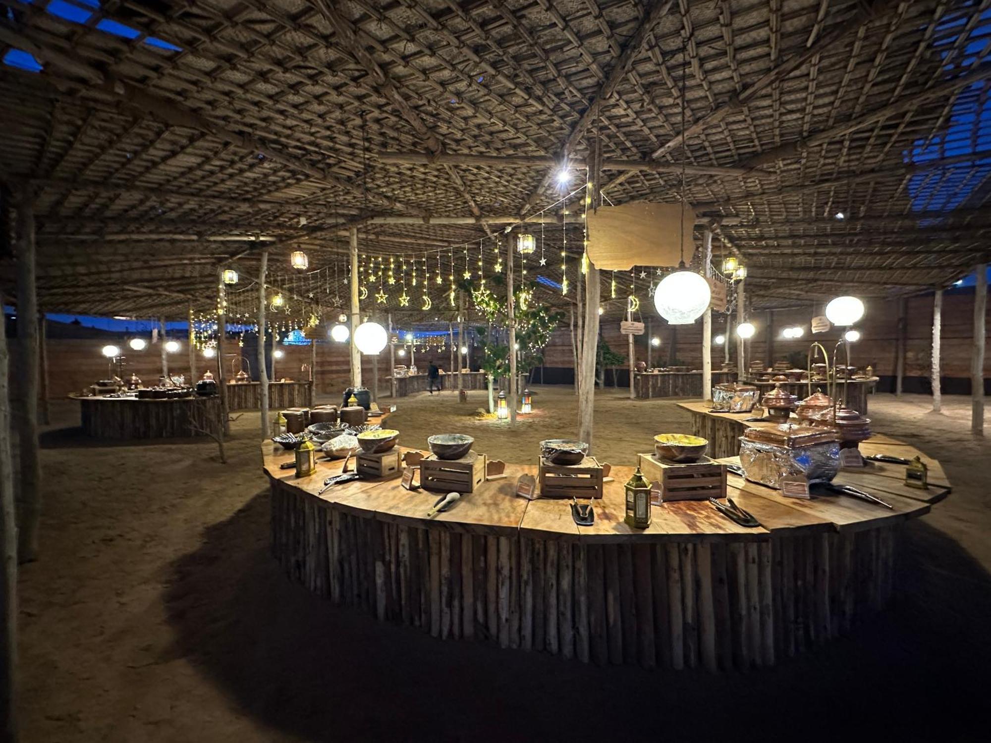 Отель Al Khayma Camp "Elite Glamping & Dining In Experience" Hunaywah Экстерьер фото